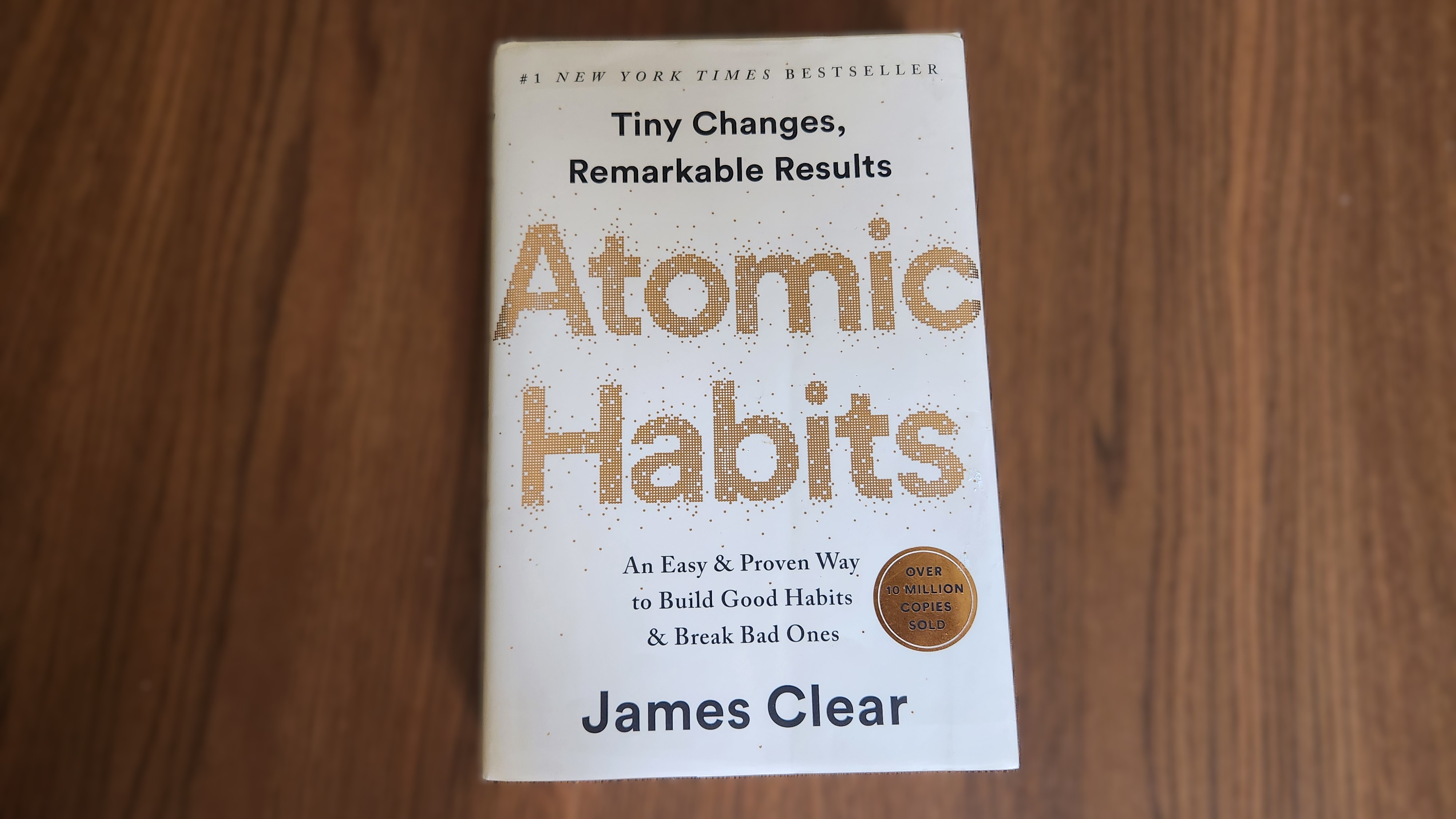 📚 Book Spotlight | How Atomic Habits Helped Me Build a Healthier Life After My MS Diagnosis